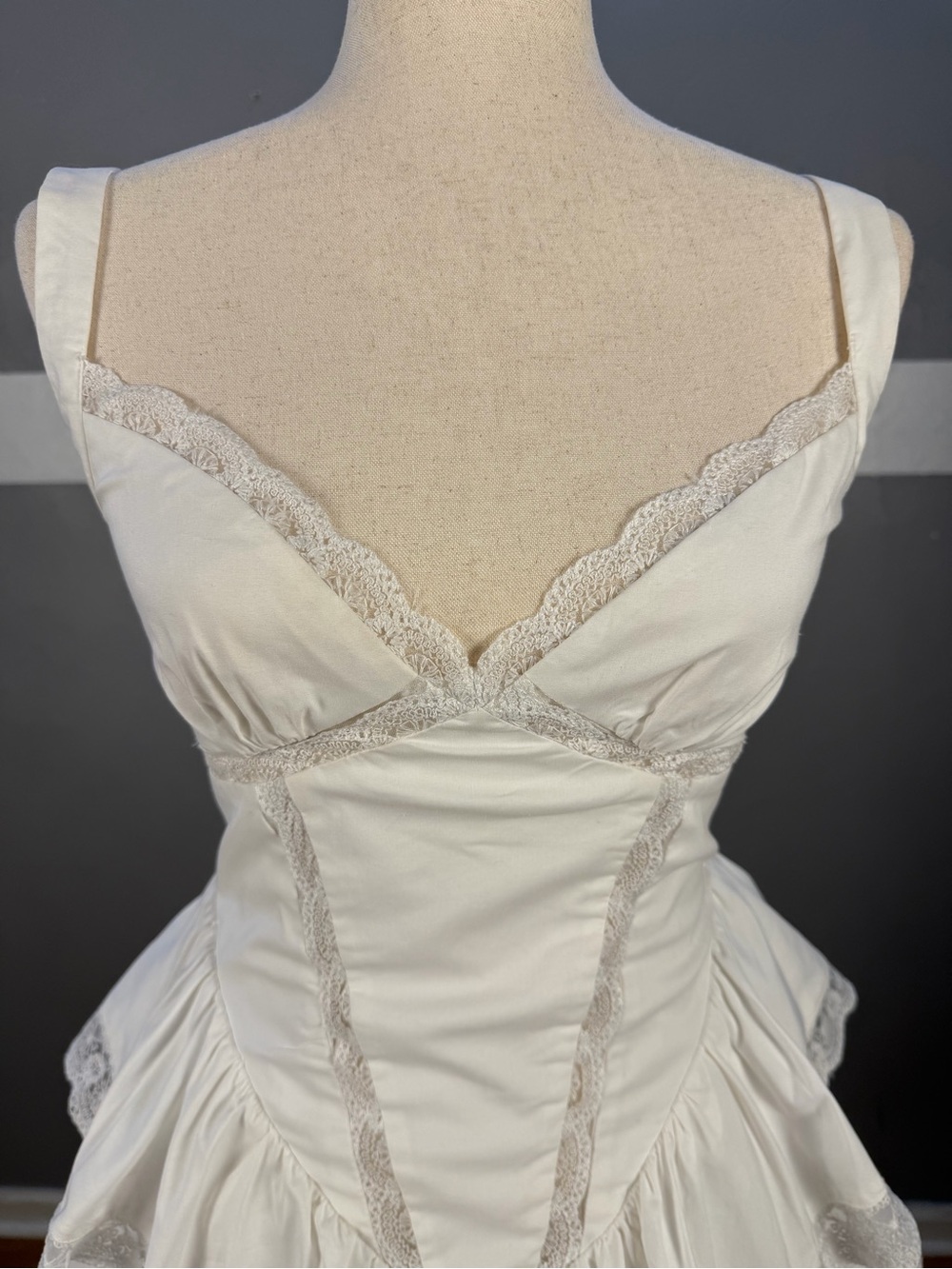 Mistress Rocks Tired Lace Trim Mini Dress - Picture 4 of 14